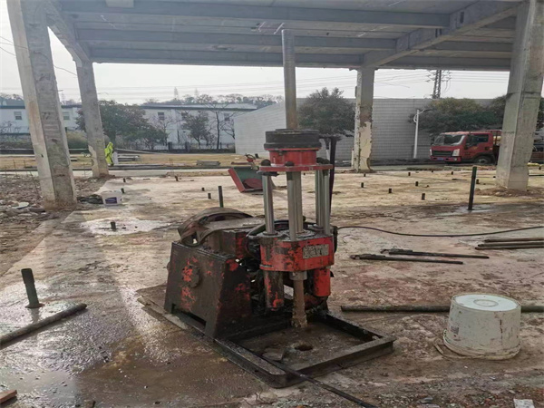 城关袖阀管小导管注浆加固施工工艺